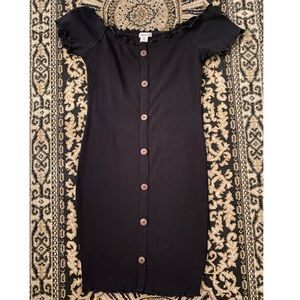 Black mini dress with buttons 🌼